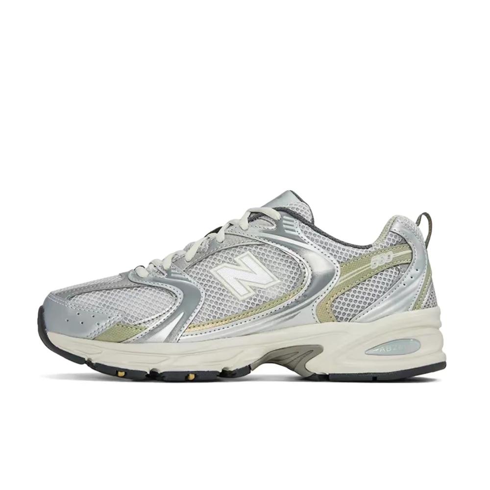 Фото Кроссовки New Balance NB530 унисекс с низким верхом – светло-серые, амортизирующие, прочные, легкие и удобные MR530KMW №1