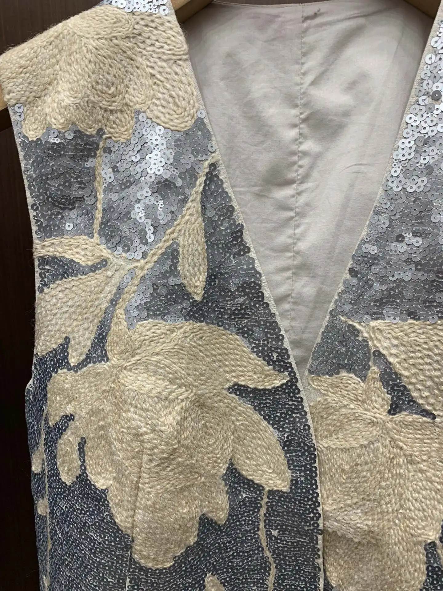 Тяжелый жилет с вышивкой и вышитые шорты пайетками летняя одежда высокое