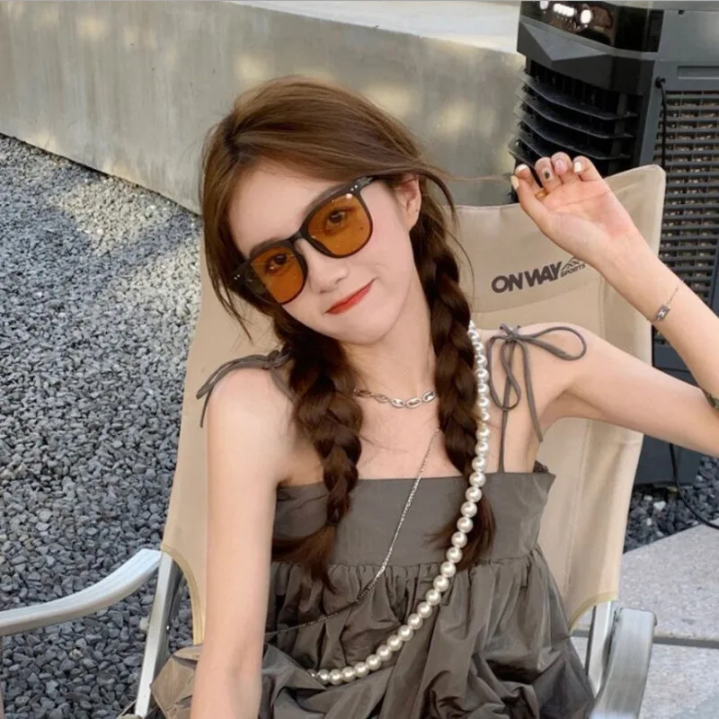 

Fashion UV400 Folding Sunglasses Outdoor Portable Sunglasses Small No Makeup Shading Sunglasses