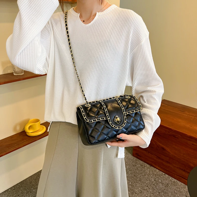 

Ladies High Quality PU Leather Should Bag Brand Luxury 2023 New Designer Handbags for Women Gold Chains Crossbody Message Bags
