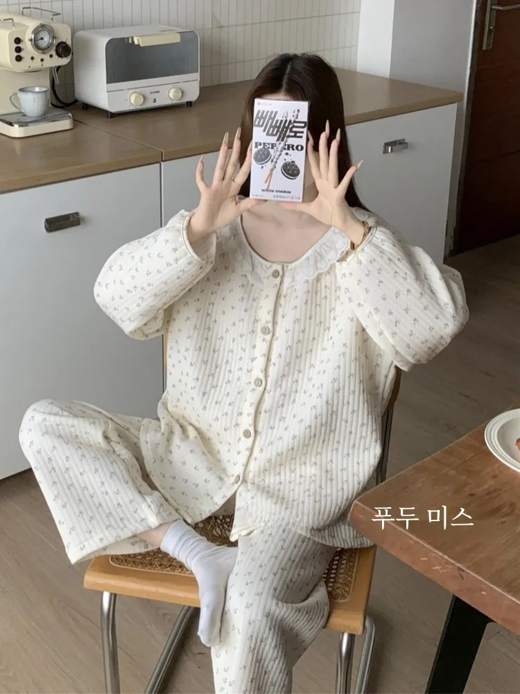 Осенне-зимние новые милые кружевные пижамы с цветочным принтом женские