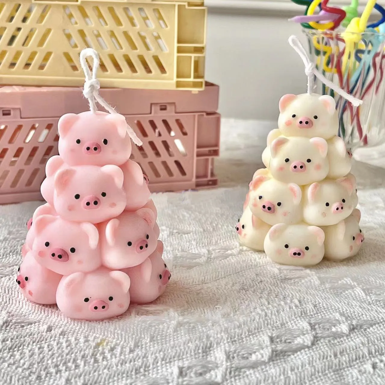 Cute Pig Silicone Mold Folding Piggy Silicone Mold Candle Mold for Candle Making DIY Fondant Cake Mold