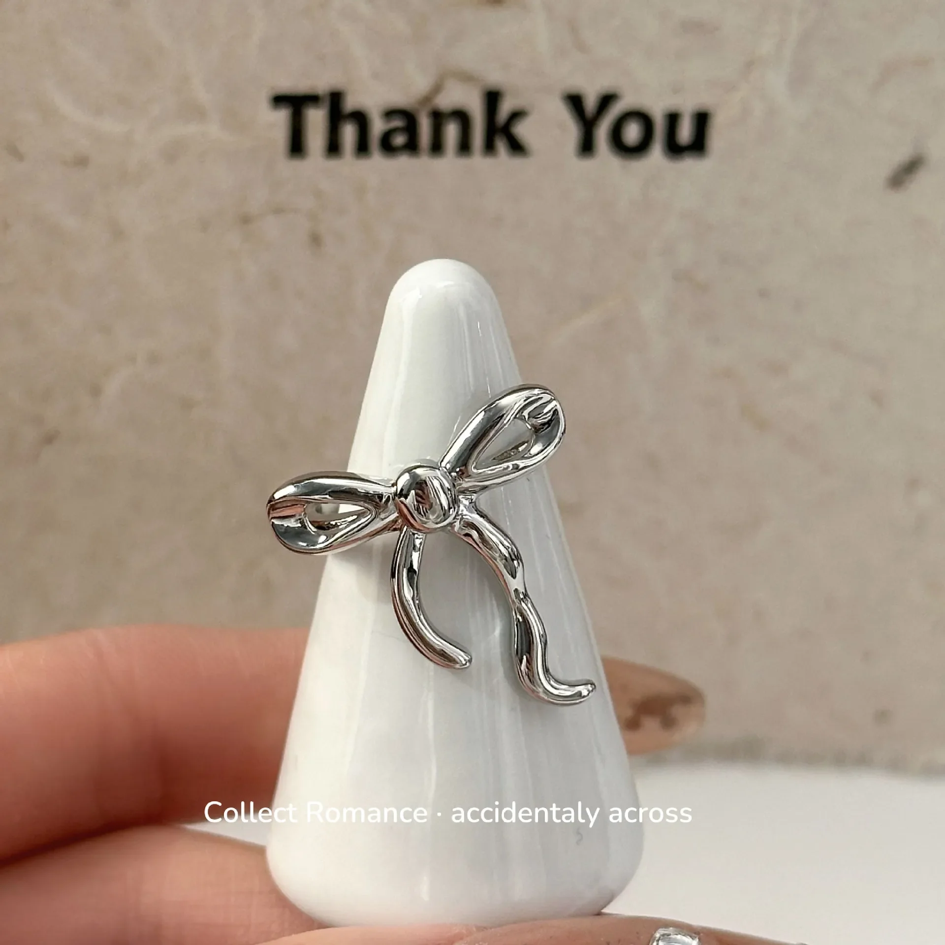 Новинка 2024 кольцо с бантом открытое на палец корейский стиль нишевый дизайн