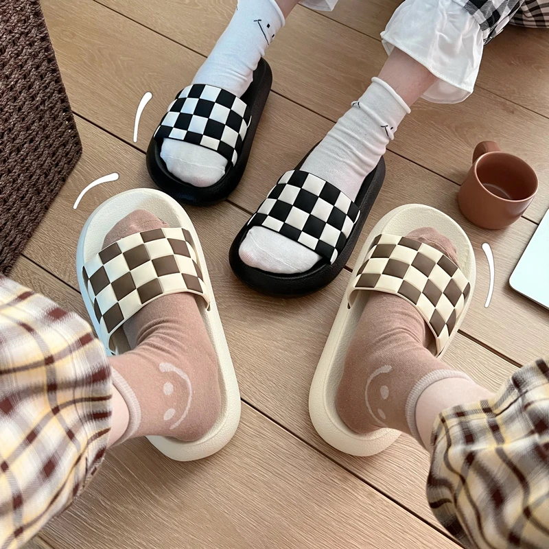 

Checkered Designer Brand Women Sandals Outdoor Beach Flat Woman Slides Non-slip Bathroom Couple Slippers Summer New Female Shoes