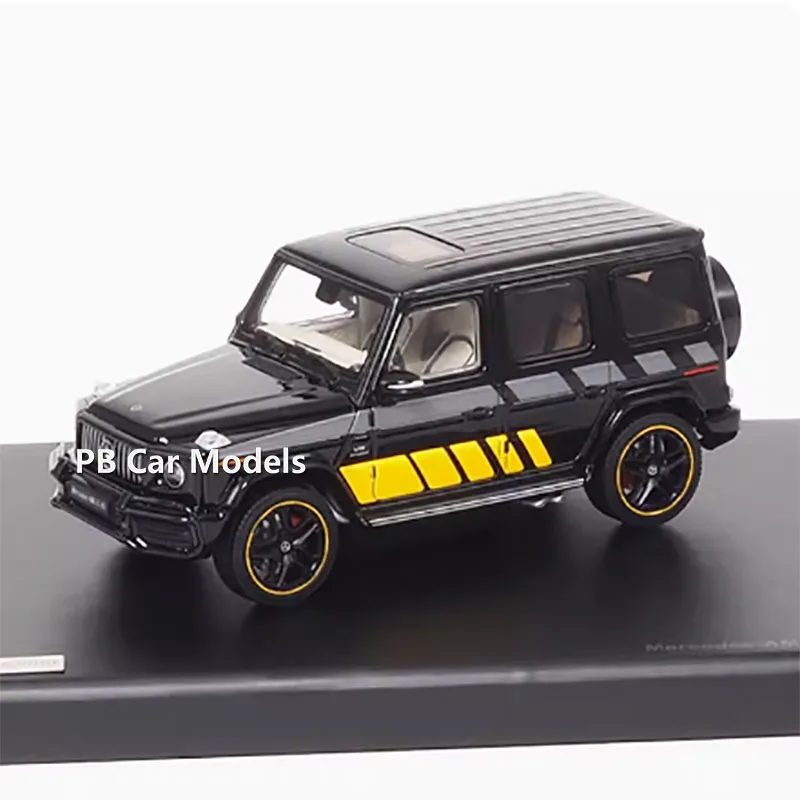 

Внедорожник AR 1/43 G63, модель яхты 550