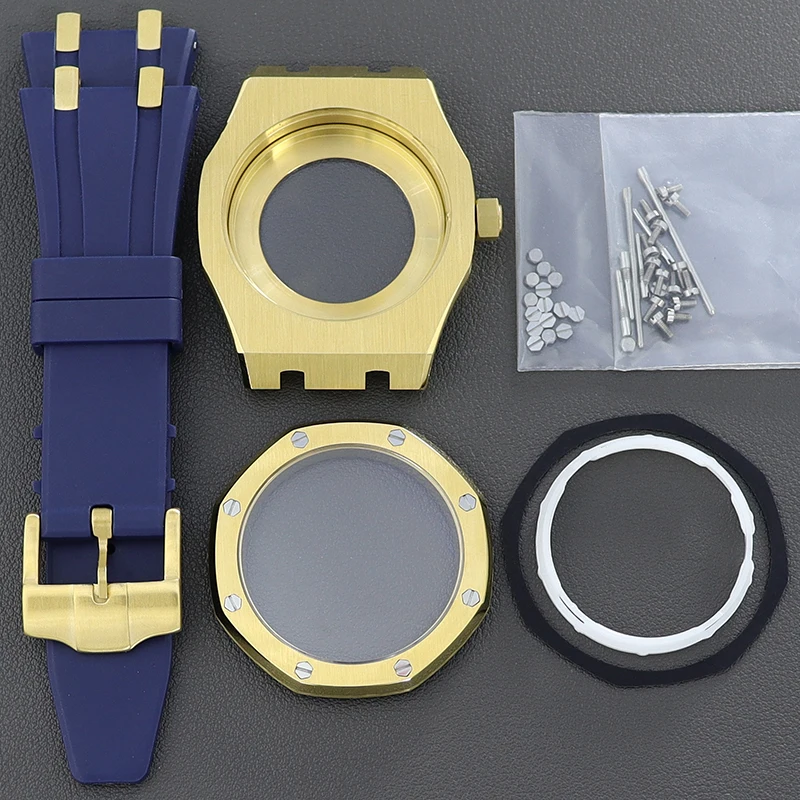 Часы мужские золотистые 41 мм восьмиугольные резиновый браслет сапфировый мод