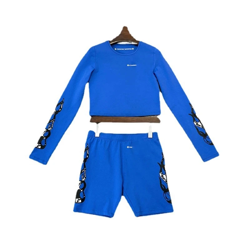 

High Version Women's Chrome Cropped Off Waist Long Sleeve Printed Skinny Bottoming Shorts Fashion Sports Two Piece Hearts Suit