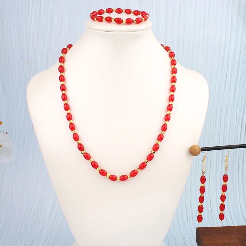 Женский комплект ювелирных изделий из натуральных бусин