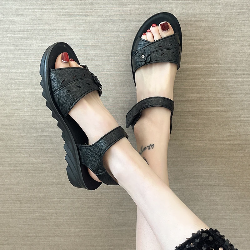 2023 Women Sandals Back Strap Female Sandals Summer Outdoor Women's Sandals Beach Casual Shoes Soft Flats Hook&Loop Anti-slip