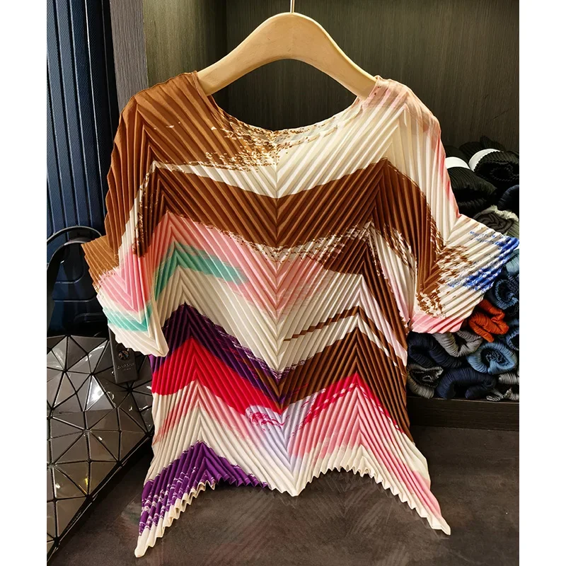 

Miyake Original Printing Bat Sleeve Top 2023 New Summer Loose Thin Irregular Pleat Round Neck T-shirt Casual Plus Size Clothing