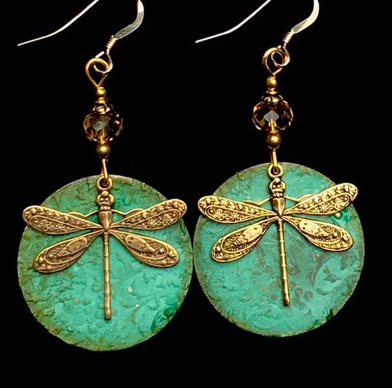 

Retro Asymmetry Silver Color Metal Dangle Earrings For Women Boho Light Green and Artificial Coral Earring Jewelry Free Shipping