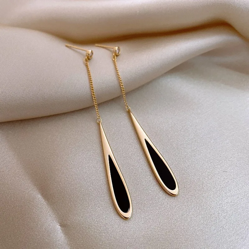 

Black Enamel Water Drop Earrings Women's Temperament Chain Tassel Pendant Earrings Ins Wind 2022 New Trendy Ear Jewelry Summer