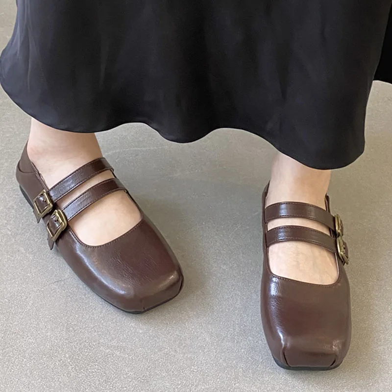 Женские туфли на плоской подошве с квадратным носком мягкой