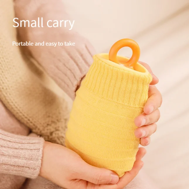 

Чехол для сумки с горячей водой, чехол для бутылки с теплой водой с защитой от холода для зимы, сохраняет живот, руки и ноги, теплый подарок дл...