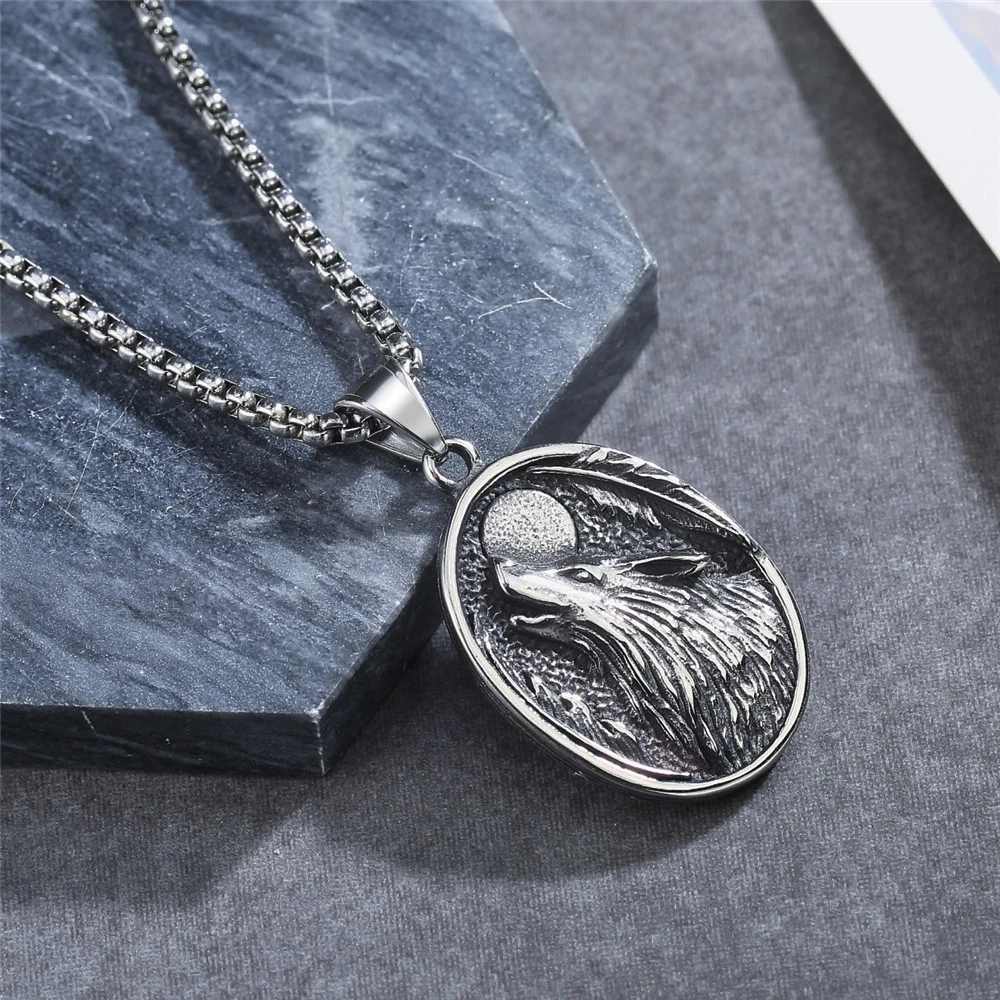 

Vintage Viking Wolf Head Necklace Stainless Steel Men's Chain Punk Fashion Street Style Nordic Wolf Pendant Jewelry Gift