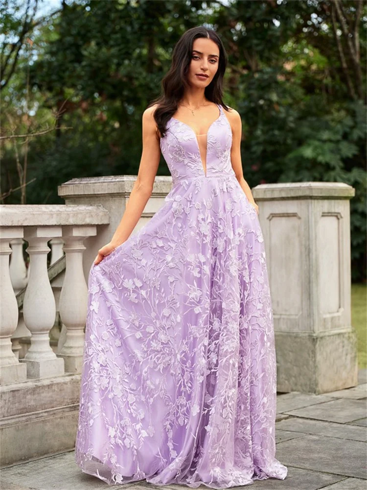

A-Line / Princess Lace V-neck Sleeveless Sweep / Brush Train Dresses Elegant Lace Appliqué Print Long Dress for Women Party Gown