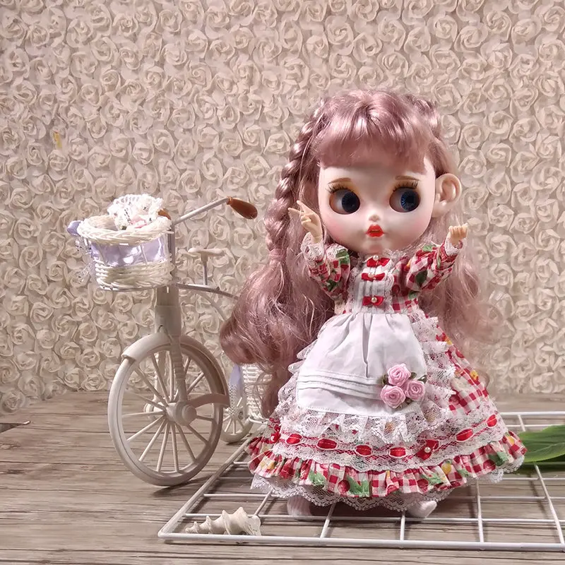 Одежда Blythe 1/6 юбка горничной 30 см в клетку женское платье (подходит для Pullip Ob24 Licca) |