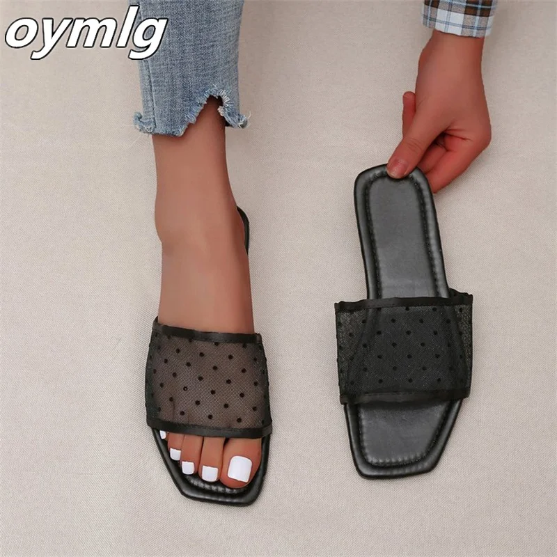 

2022 summer new flat bottom square head one word mesh polka dot slippers women's large size beach slippers spot