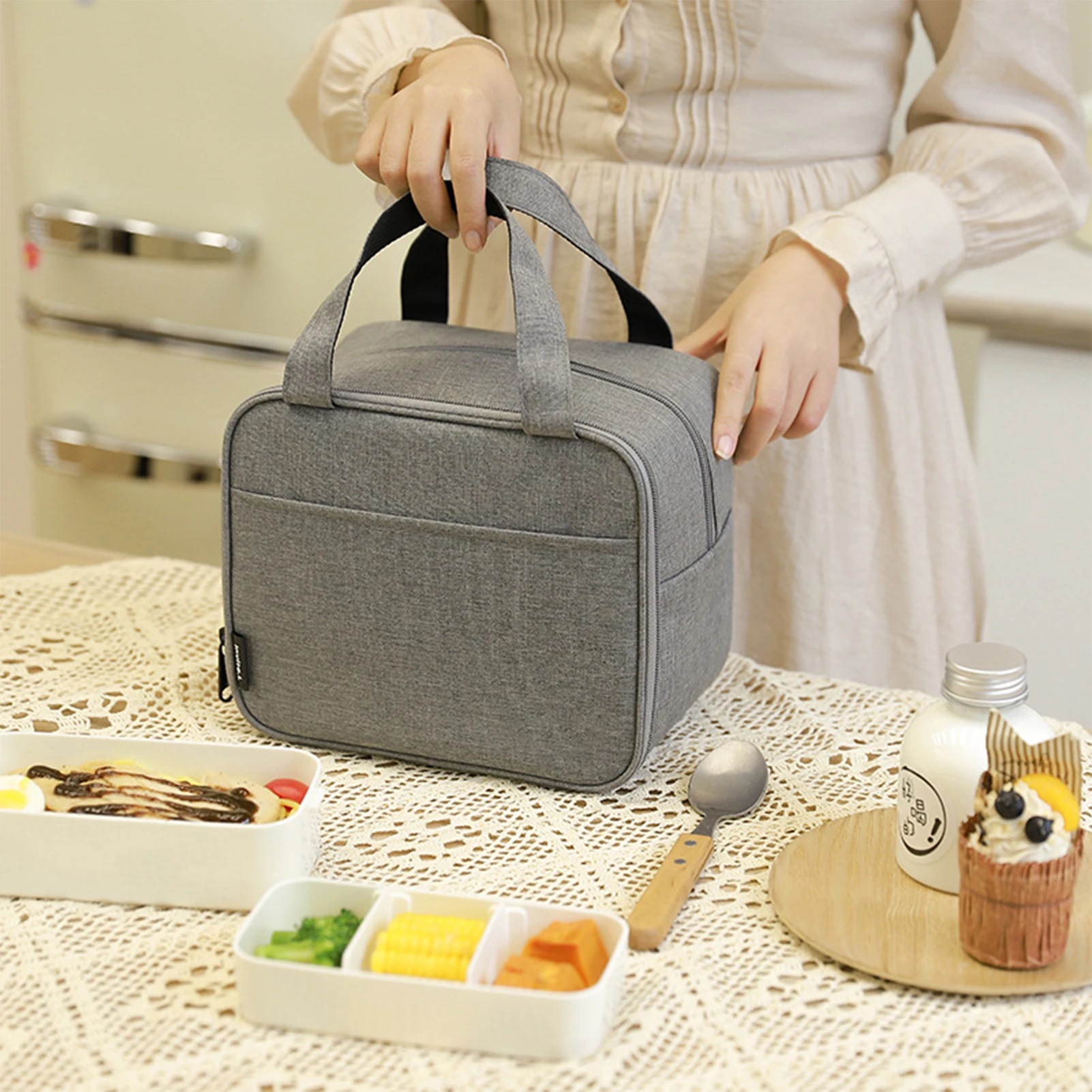

Double-Layer Insulated Lunch Bag Leak-Proof Belt Decoration Outdoor Picnic Bag For Picnic Food Storage