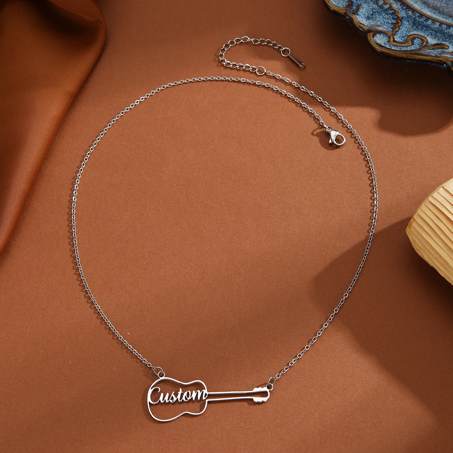 Ожерелье с подвеской в виде гитары по индивидуальному заказу ожерелье из