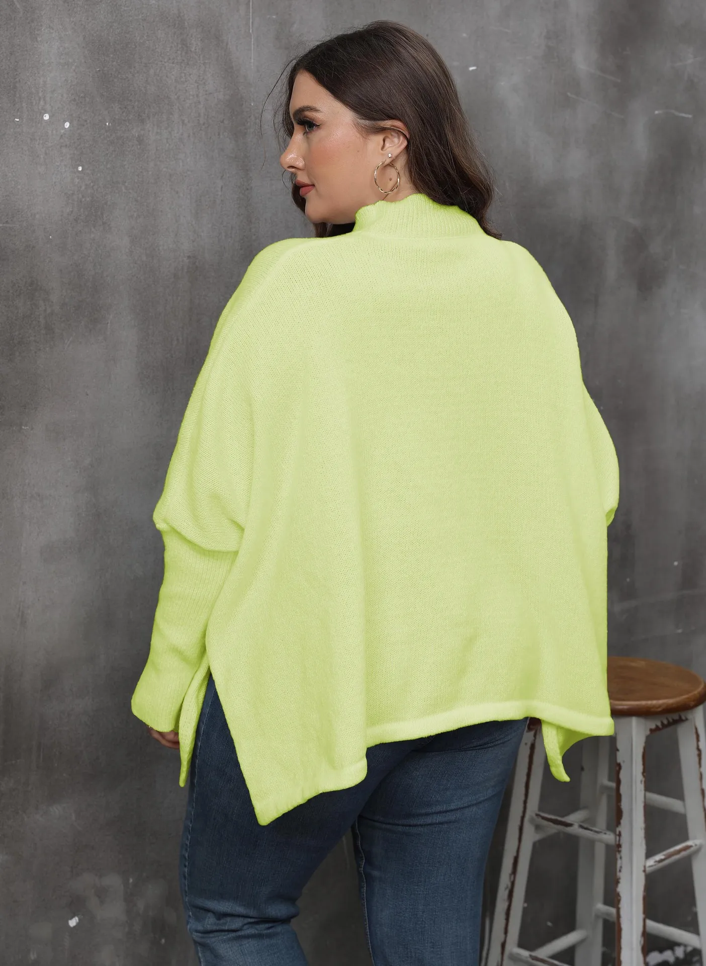 Женский трикотажный свитер с рукавом летучая мышь ложным воротником