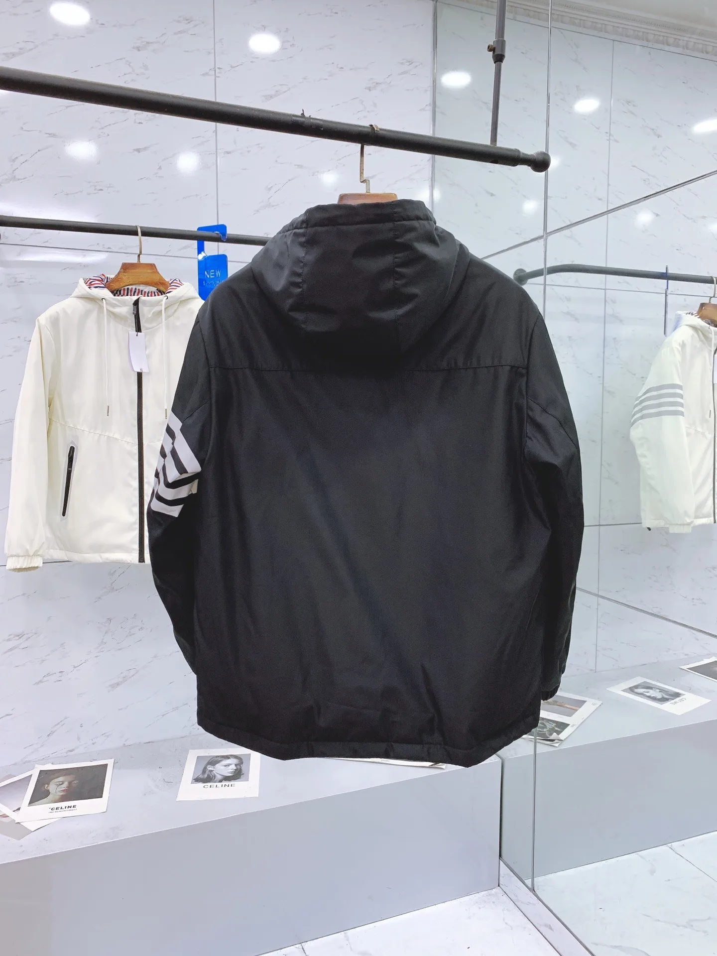 Winter Men Down Jackets Luxury Brand Solid Coats Fashion Korean Design Classic Stripes Outerwear Windbreaker Causal TB Jacket