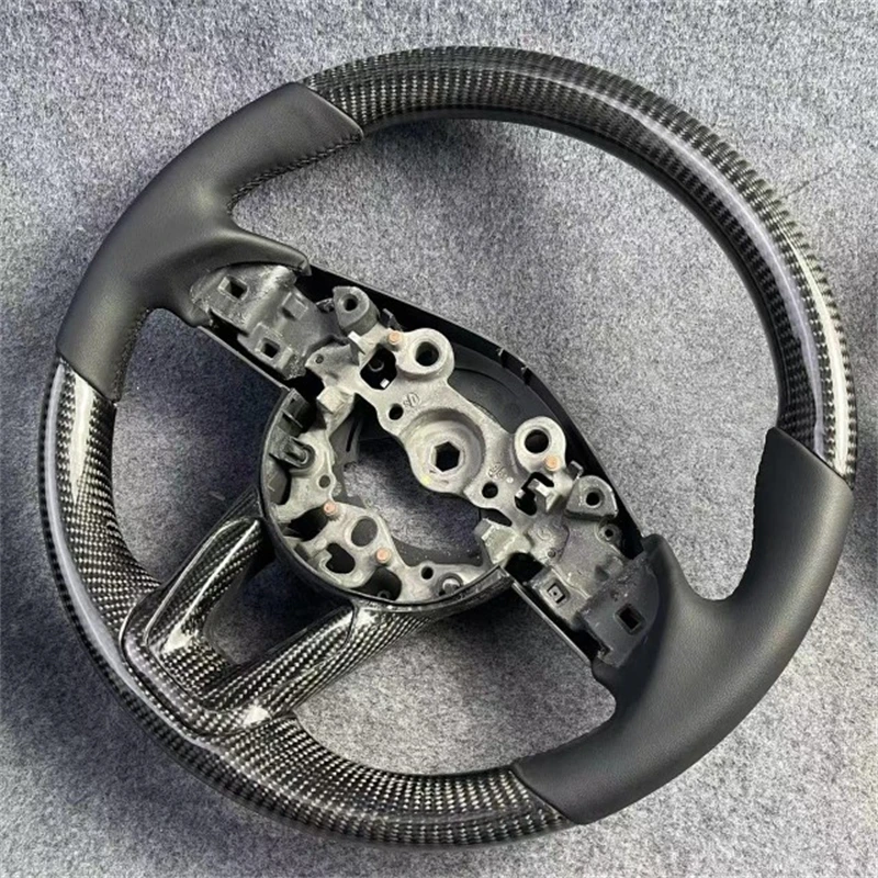 Фото Руль из углеродного волокна для Mazda 3, 6, CX-4, CX-5, RX-7, Axela, Atenza, RX8, MX5, CX3, CX5, RX7, CX8, CX9, с отделкой из замши №2