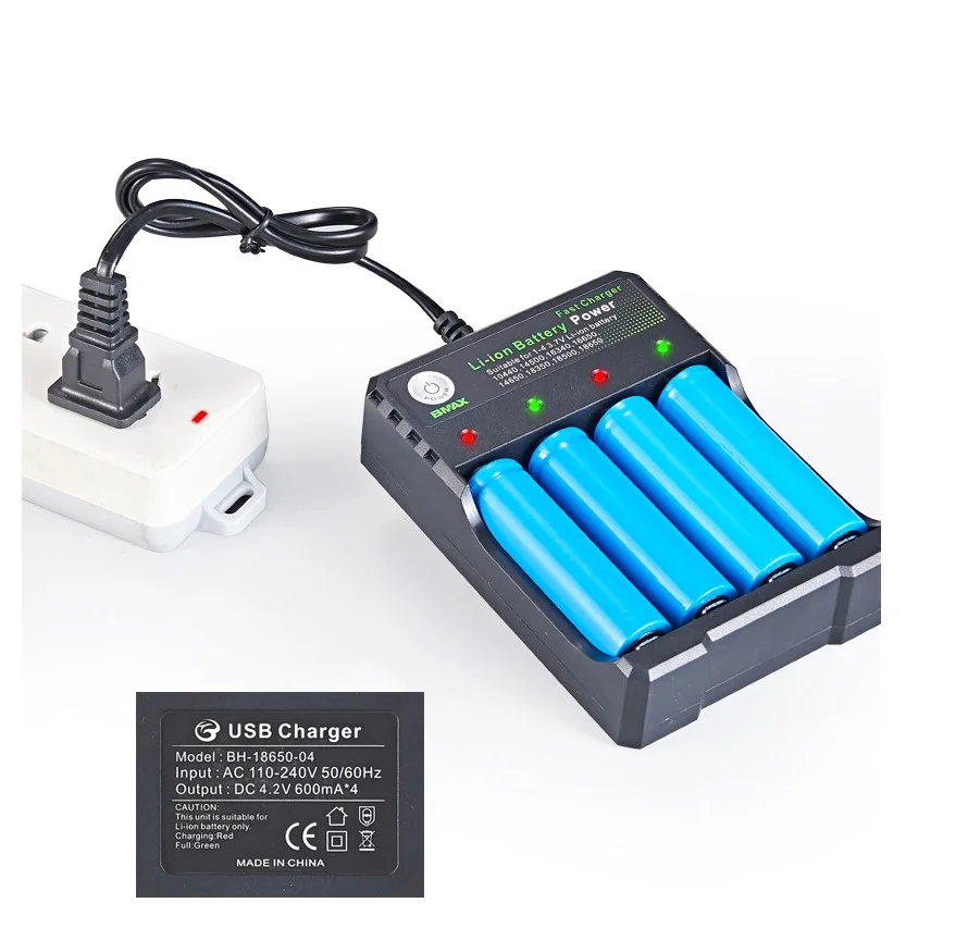 Зарядное устройство 18650 черное 4 слота переменный ток 110 В 220 двойное зарядное для
