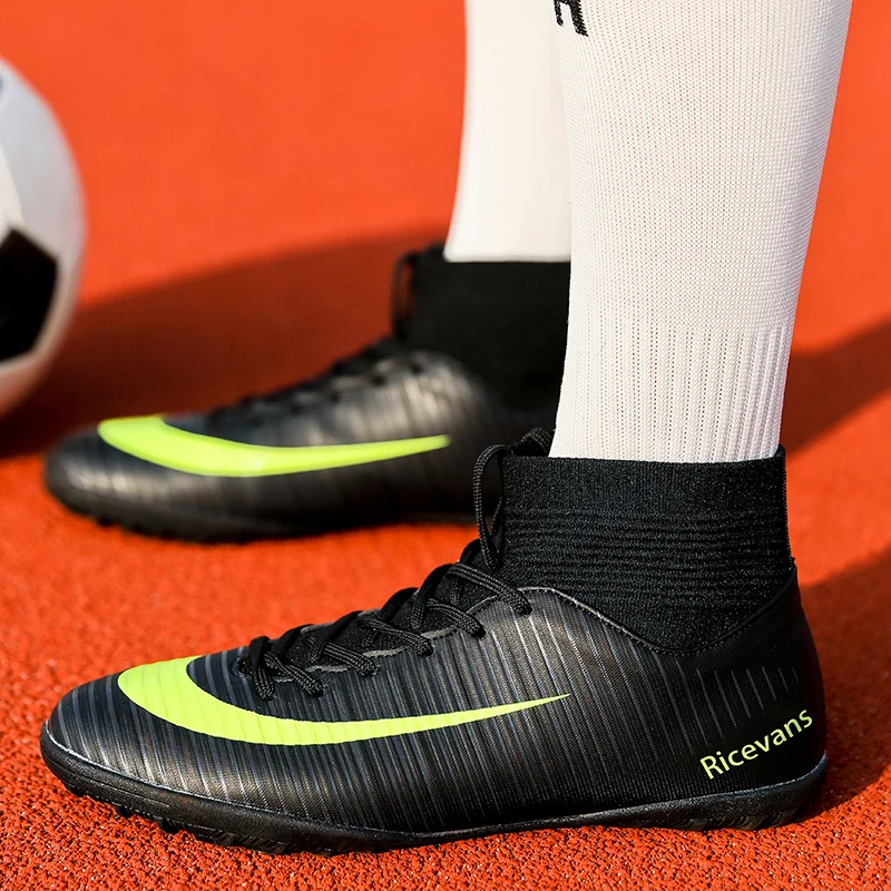 Hot Sale Original Men Soccer Shoes Society Football Boot Black Professional Spike Artificial Turf Indoor Soccer Cleats Boots Man