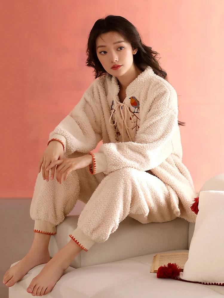 Пижамы из кораллового флиса женские осенне-зимние пижамы с длинными рукавами