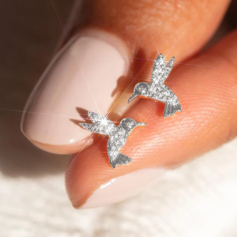 

New Exquisite Little Hummingbird Earrings Fashion Shining Zircon Stud Earrings Women's Bride Valentine's Day Anniversary Gift