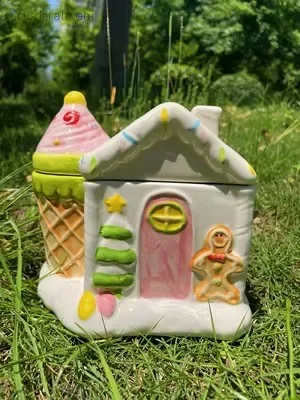 Керамический резервуар для хранения мороженого клубничного торта вафель