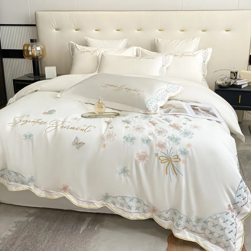 Хлопковая постельная простыня с вышивкой в виде сердечек