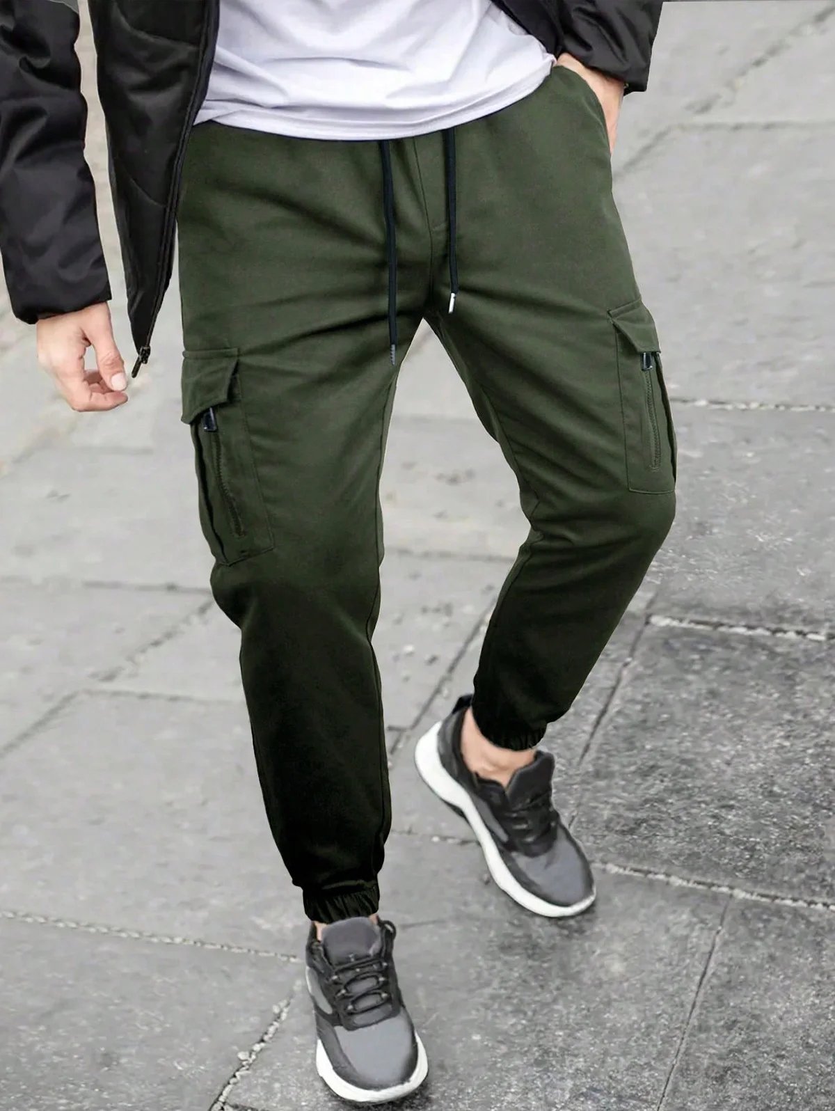 Мужские однотонные брюки-карго на молнии с карманами