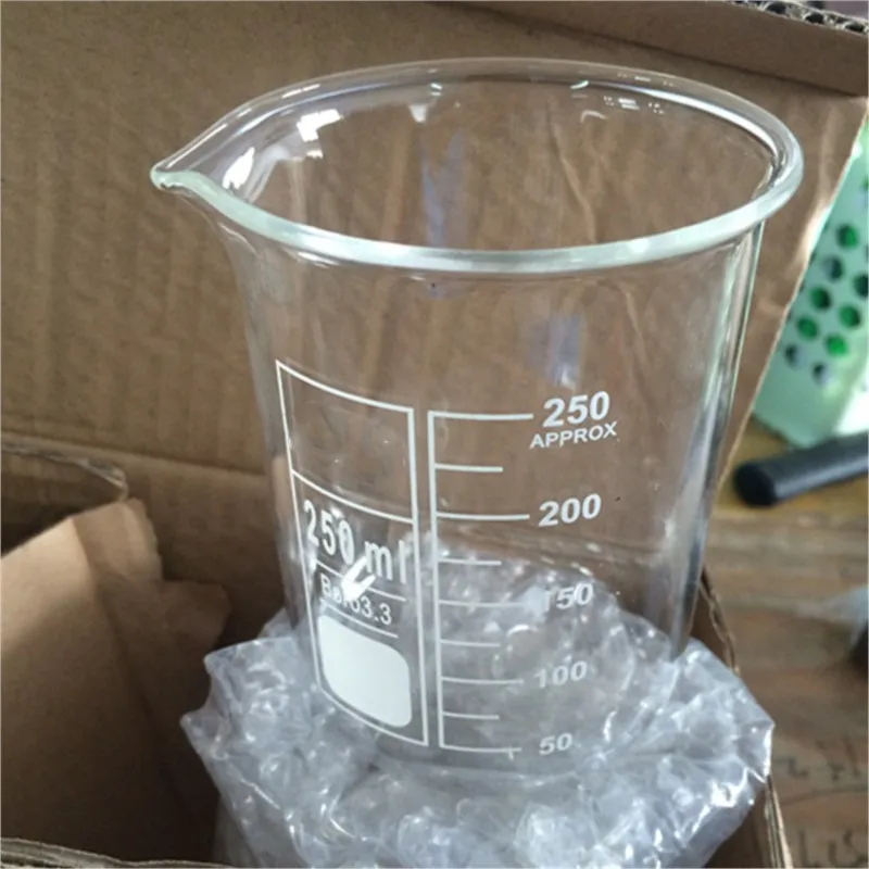 

250 мл лабораторный стеклянный стакан, низкая форма GG17 beakers с носиком рот, сделано из стекла 3,3