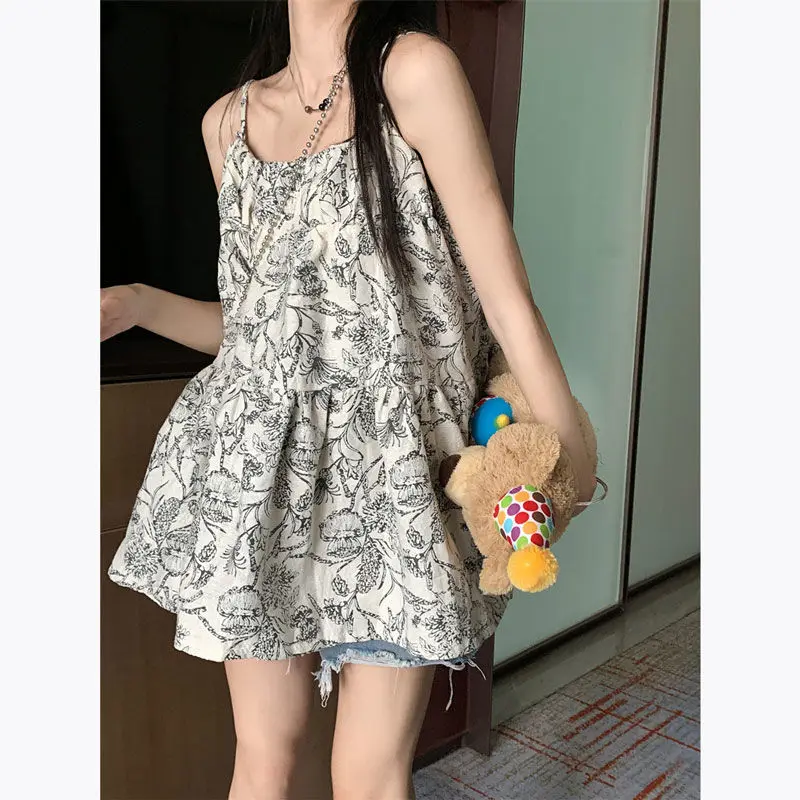

French Sweet and Spicy Design Sense Backless Floral Suspender Vest Women's Summer New Lazy Wind Niche Chic Pengpeng Skirt