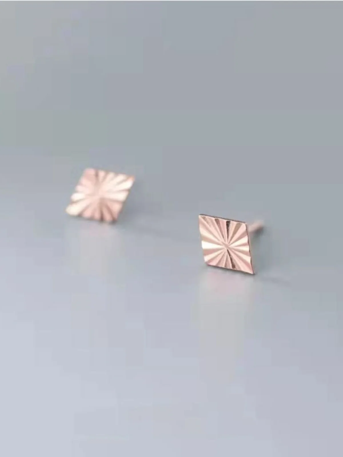 Специальные гладкие квадратные серьги для женщин, модные высококачественные и универсальные серьги из серебра 925 пробы