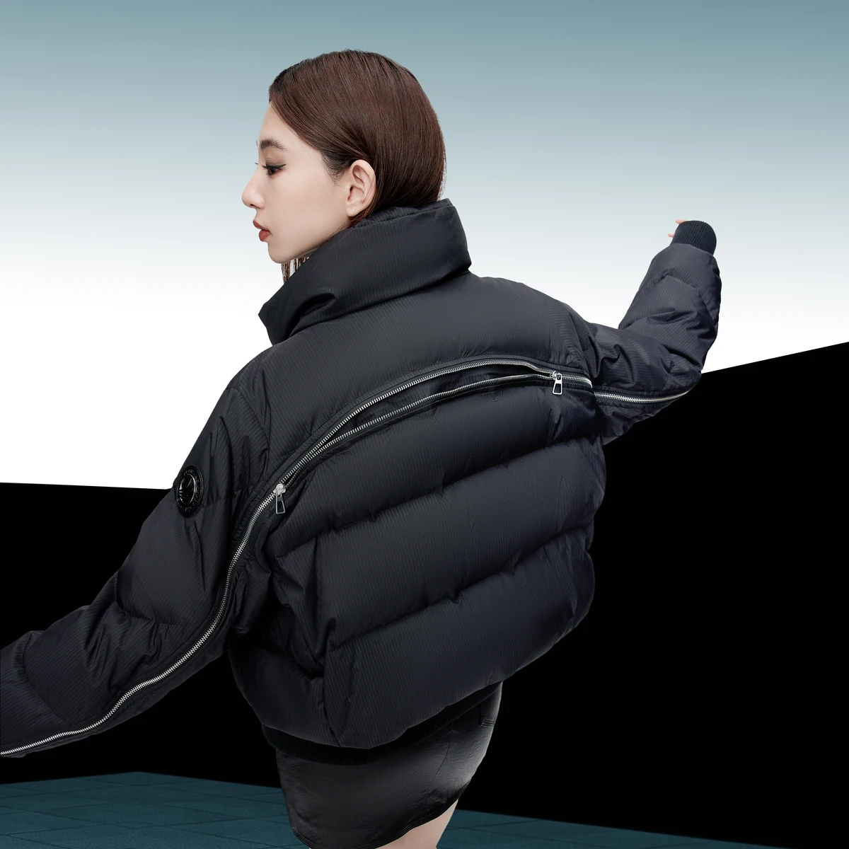 Женский пуховик BOSIDENG с воротником-стойкой