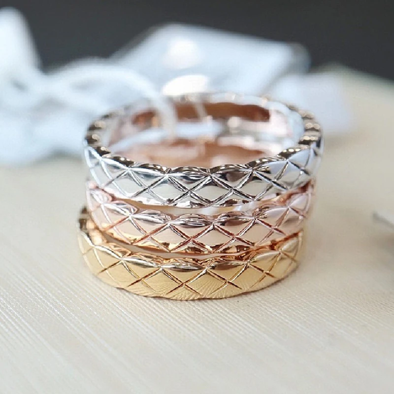 

Vintage Luxury Wide Rhombic Ring Stainless Steel Ring for Woman Men 3 Colors Unisex Jewelry Gift Wholesale Items for Business