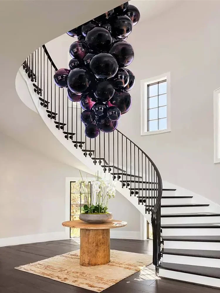 Светильник с зеленым стеклянным виноградным шариком и регулируемой яркостью