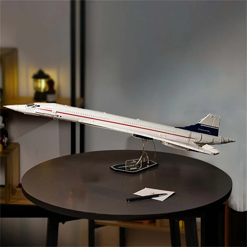 Демонстрационная подставка для Lego Concord 10318 5 мм акриловая (без набора моделей)