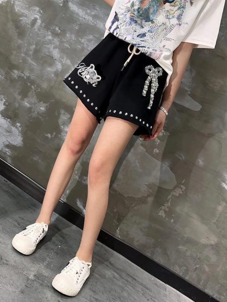 Fashion Brand Rhinestone Casual Shorts Women 2023 Summer A- Line Diamond Bow Pearl Heavy Industry Leopard Head Booty Shorts