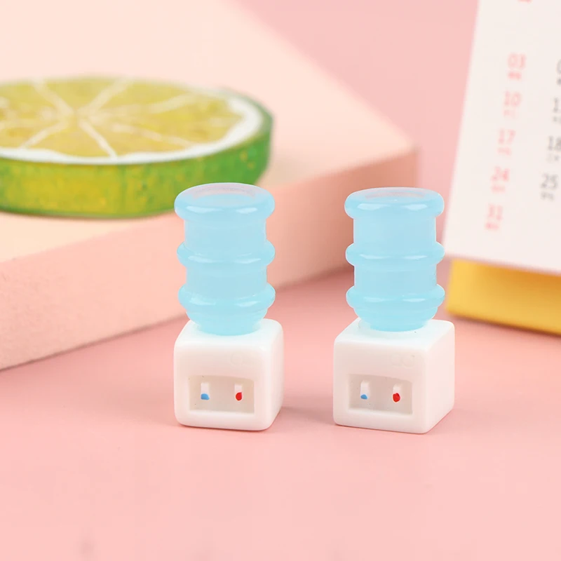 

2Pcs/lot 1:12 Dollhouse Miniature Furniture Mini Resin Water Dispenser Cute Water Fountain Model Toys for BJD Doll Accessories