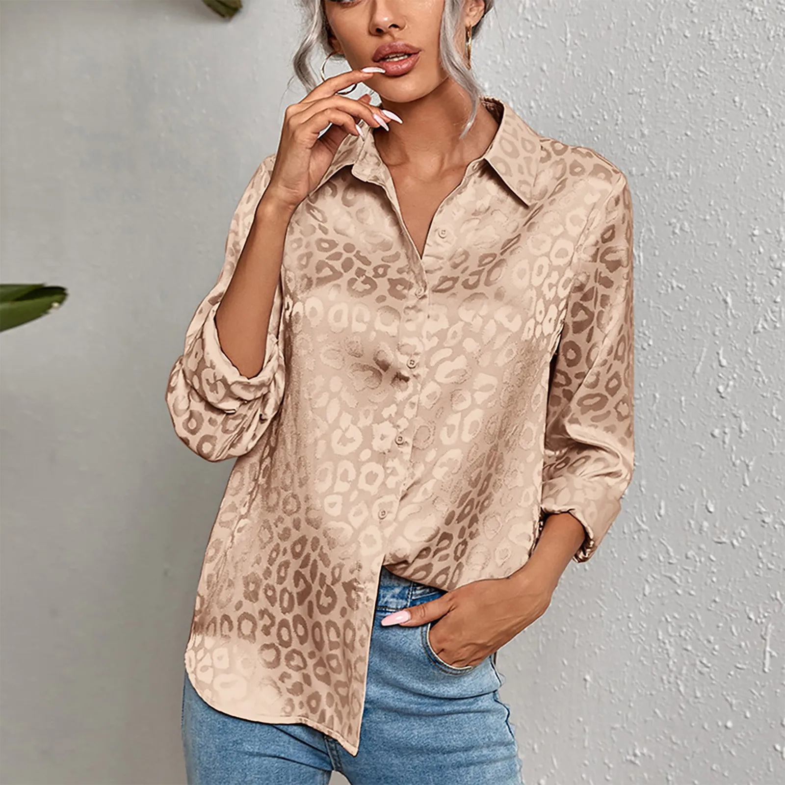

Модная элегантная женская блузка с отложным воротником, повседневная Офисная Женская рубашка на пуговицах, с длинным рукавом и леопардовым принтом, атласные топы, блузы # g3