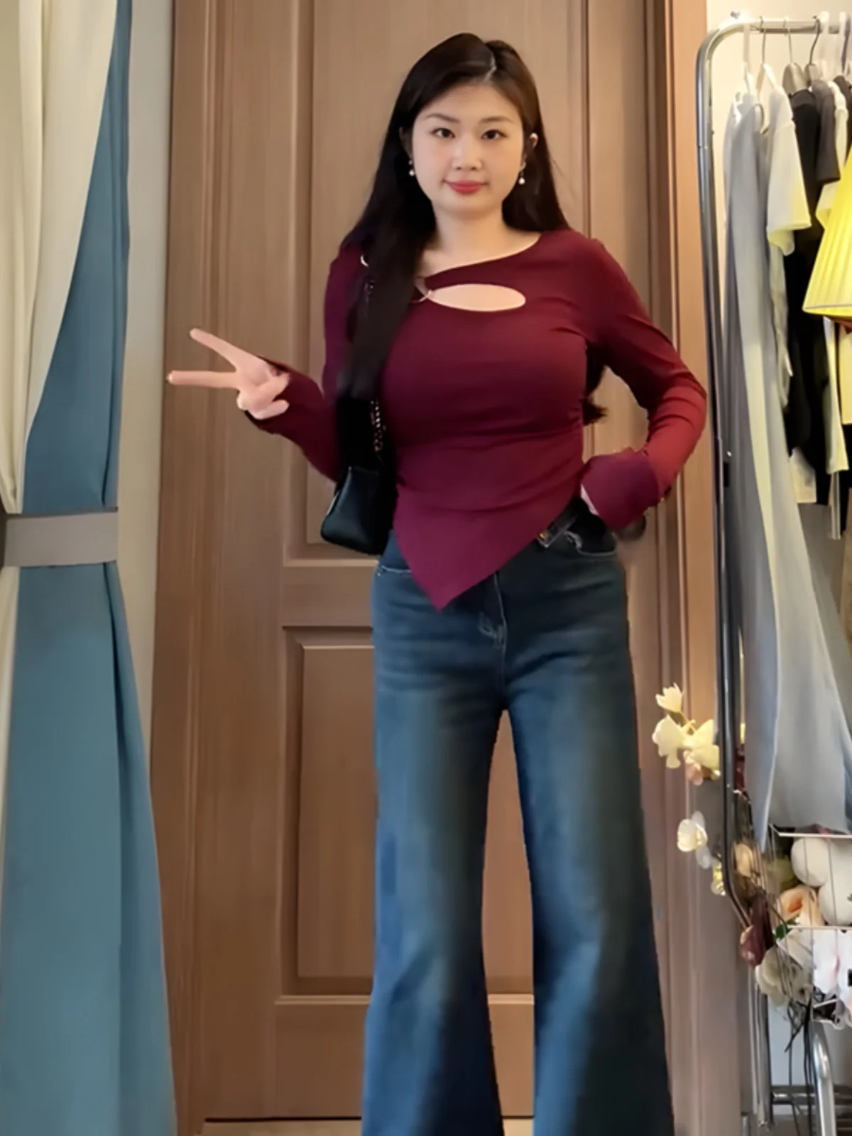 Рубашка больших размеров Gyaru Pure Desire с нерегулярными плечами и длинными рукавами