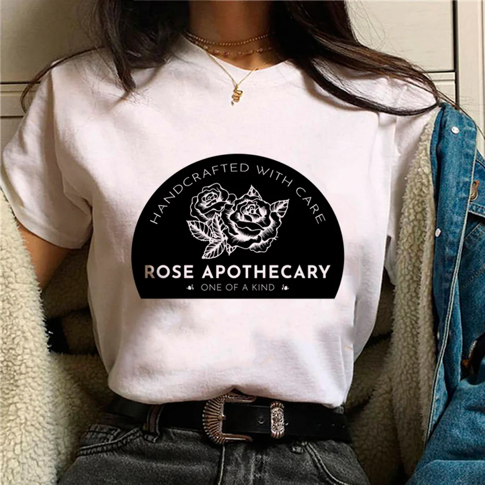 

Женская футболка ручной работы с лекарственным рисунком розы