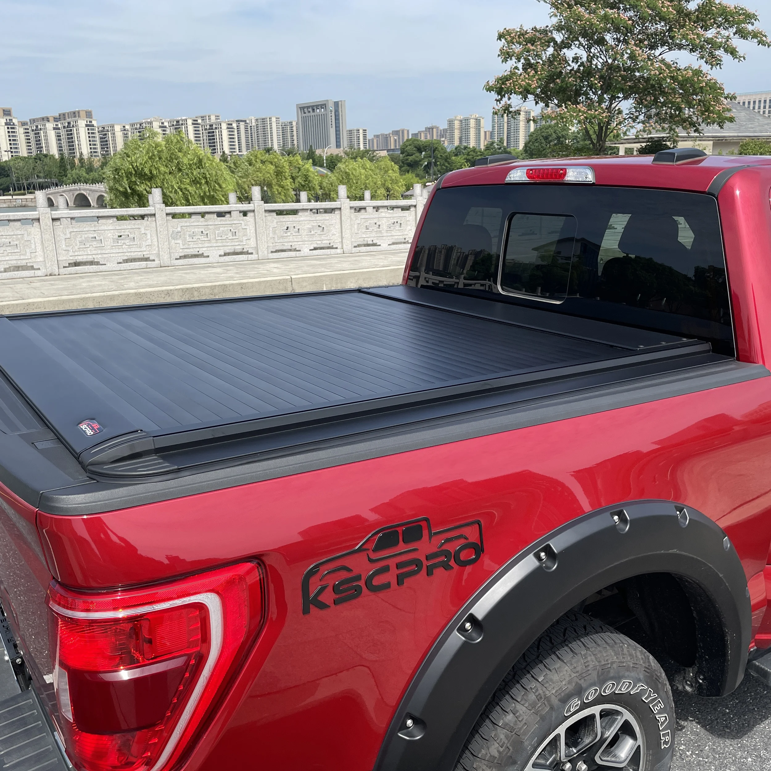 Электрический выдвижной чехол для грузовика с рольставней кровати Ford F150 F-150 5