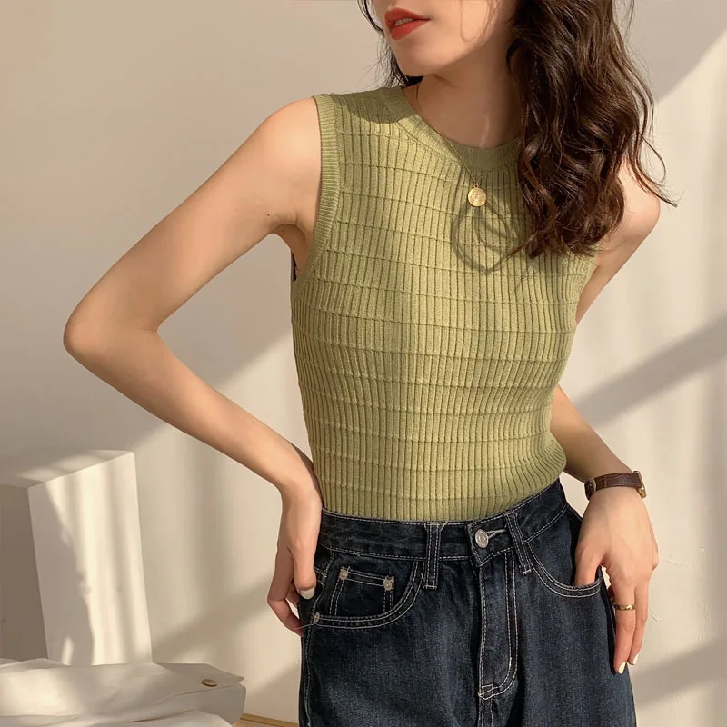 

2022 New Outer Wear Knitted Shirt Small Undershirt Women's Summer Inside Take Bottoming Shirt Fashion Slim Thin Tops For Women