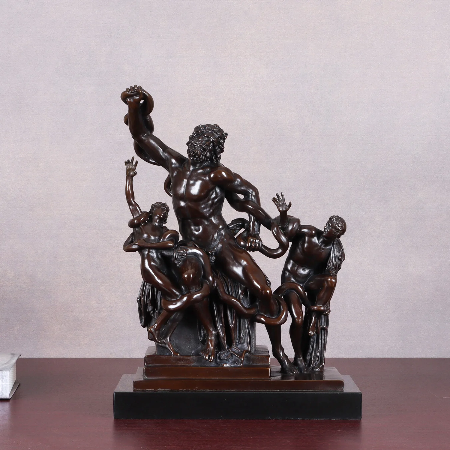 Бронзовый статуя лука и его сынов знаменитая реплика скульптура древнегреческая