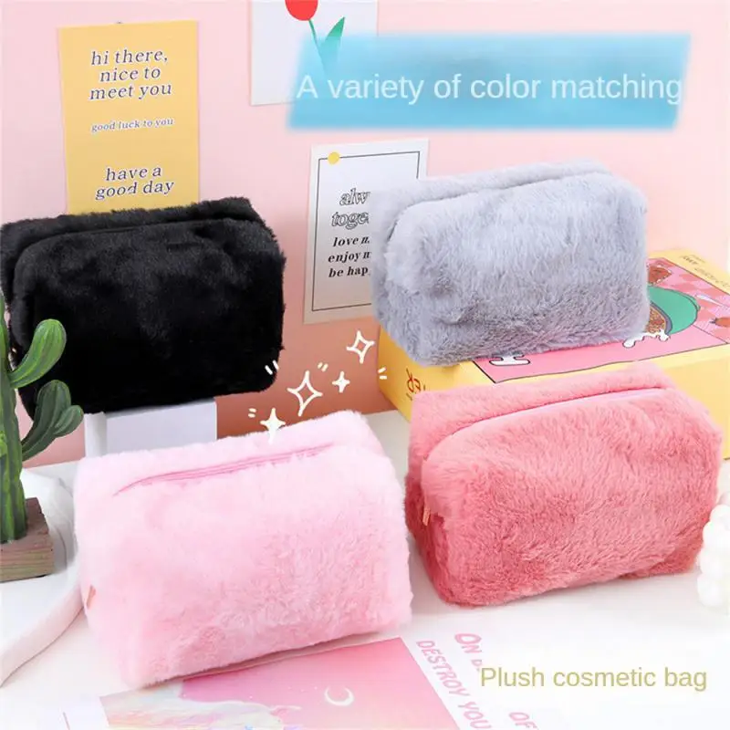 

Large Capacity Storage Bag Sweet Soft Plush Hand Bag Travel Makeup Bag Cosmetic Portable Pen Bag Lipstick